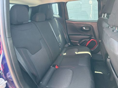 Used 2016 Jeep Renegade Trailhawk w/ Cold Weather Group image 26