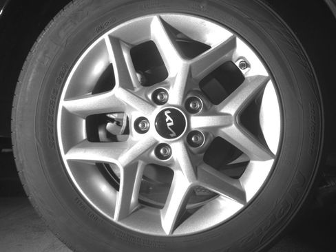 Used 2025 Kia Soul LX w/ LX Technology Package FWD image 15