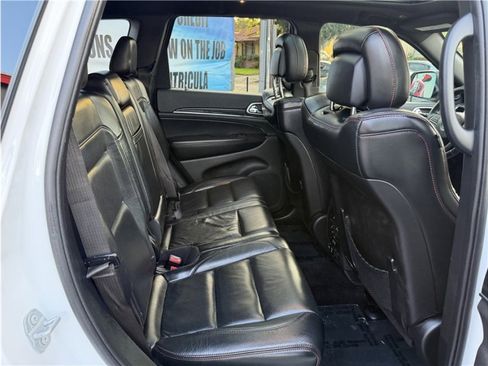 Used 2017 Jeep Grand Cherokee Trailhawk w/ Trailhawk Luxury Group image 24