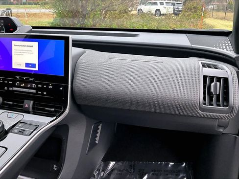 Used 2024 Toyota bZ4X XLE image 18