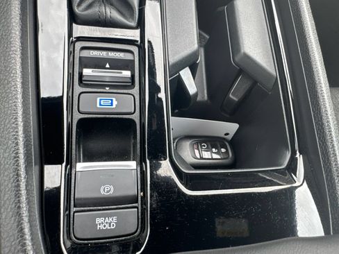 Used 2024 Honda Accord Sport image 26