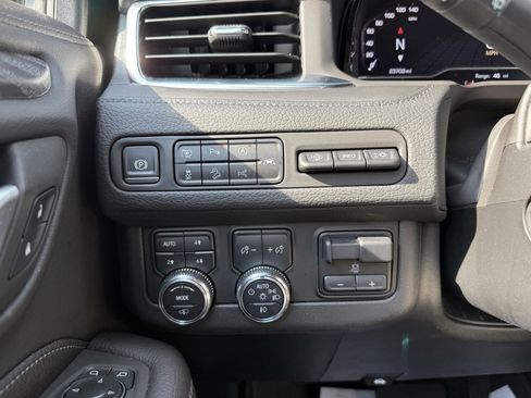 Certified 2024 GMC Yukon Denali w/ Denali Reserve Package image 33