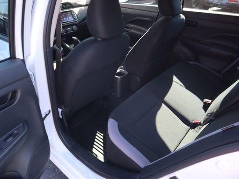 Used 2025 Nissan Versa S w/ Trunk Package image 10