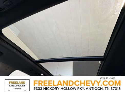 New 2026 Chevrolet Suburban Premier image 37