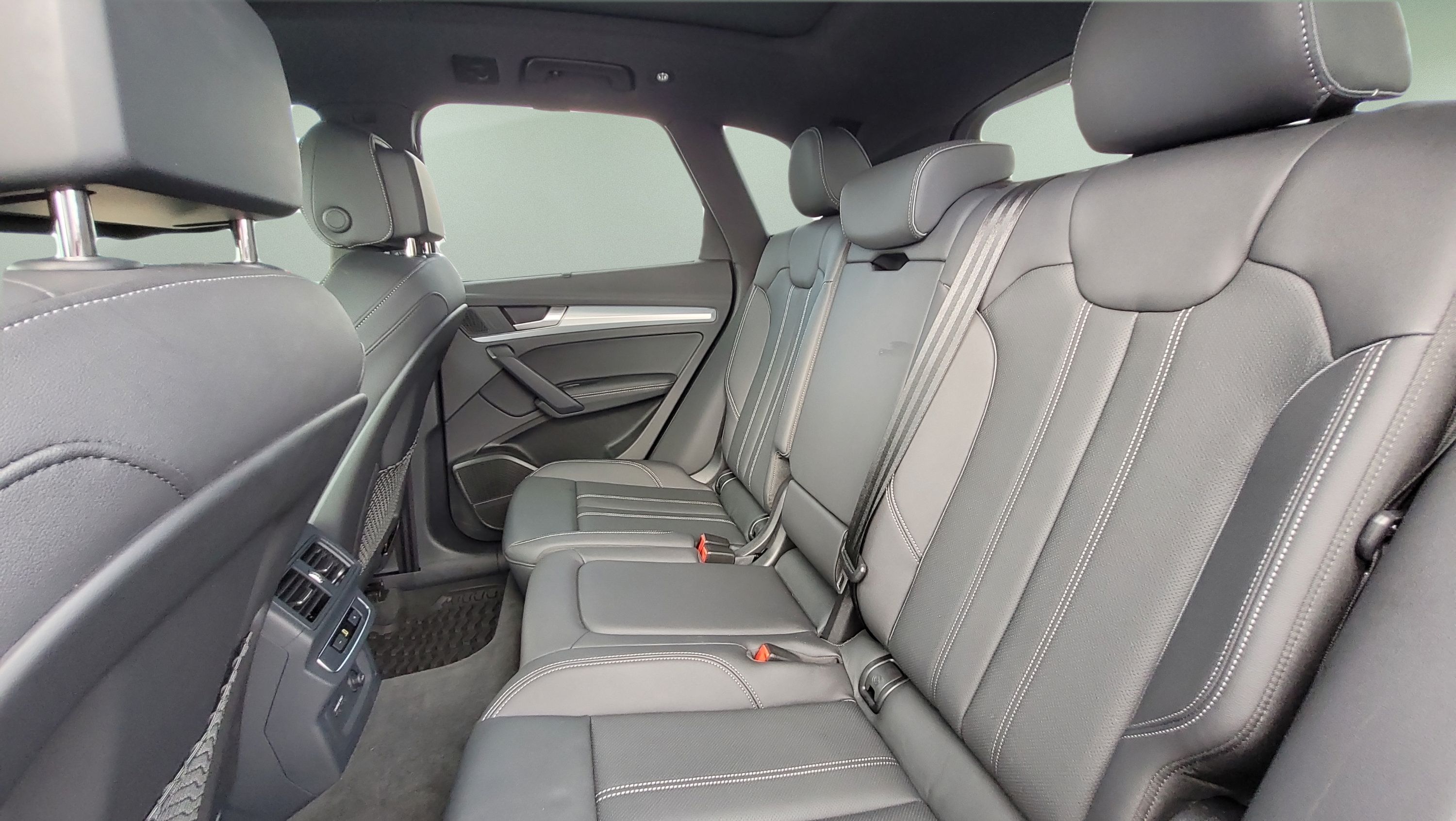 Used 2025 Audi Q5 2.0T Premium Plus AWD/4WD image 17