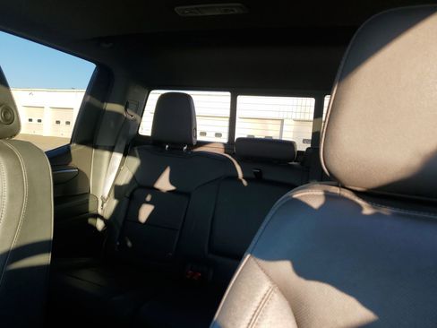 Used 2024 GMC Sierra 1500 SLT w/ SLT Premium Plus Package image 29