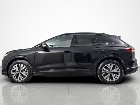Used 2025 Audi Q4 e-tron Premium w/ Convenience Package RWD image 2