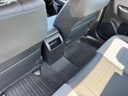 Used 2017 Subaru Legacy 2.5i Sport AWD/4WD image 12