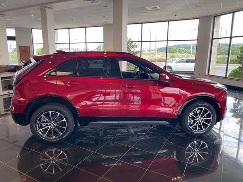 Certified 2024 Cadillac XT4 Sport AWD/4WD image 7