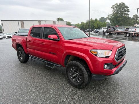 Used 2023 Toyota Tacoma SR5 w/ Technology Package AWD/4WD image 10