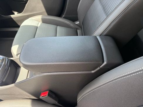 New 2026 Chevrolet Trax LT w/ LT Convenience Package FWD image 22