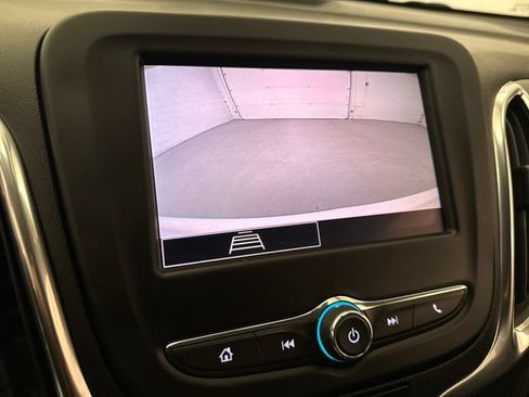 Used 2022 Chevrolet Equinox LT FWD image 18