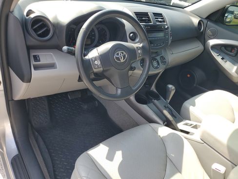Used 2008 Toyota RAV4 Limited image 12