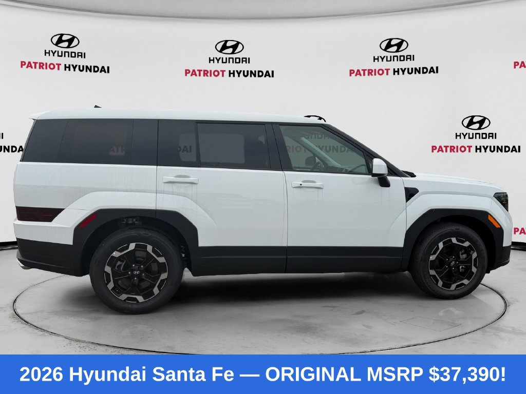 Used 2026 Hyundai Santa Fe SE FWD image 2
