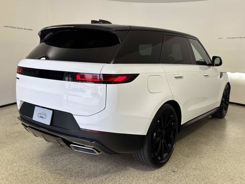 New 2026 Land Rover Range Rover Sport SE AWD/4WD image 33