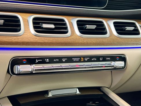 Used 2022 Mercedes-Benz GLE 350 4MATIC image 25