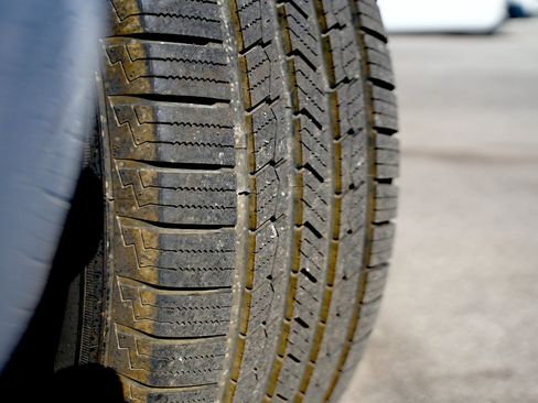 Used 2014 Ford F150 FX4 w/ Equipment Group 402A Luxury image 12