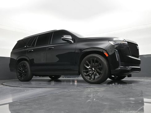 Certified 2024 Cadillac Escalade Sport Platinum w/ LPO, ONYX Package RWD image 26