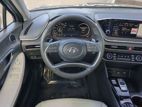 Used 2023 Hyundai Sonata Limited image 16