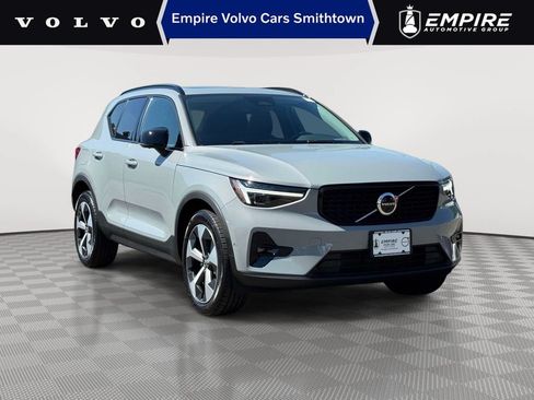 Certified 2026 Volvo XC40 B5 Plus w/ Protection Package Premier AWD/4WD image 1