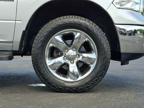 Used 2019 RAM 1500 Big Horn AWD/4WD image 8