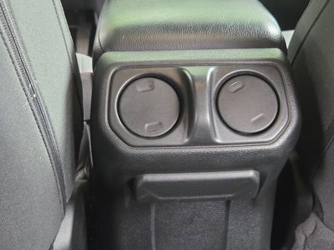 Used 2022 Jeep Wrangler Unlimited Sport AWD/4WD image 15