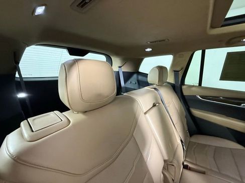 Used 2021 Cadillac XT6 Sport w/ Platinum Package image 26