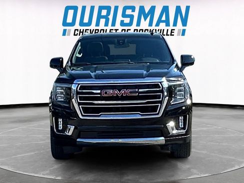 Used 2023 GMC Yukon SLT w/ SLT Luxury Package AWD/4WD image 8