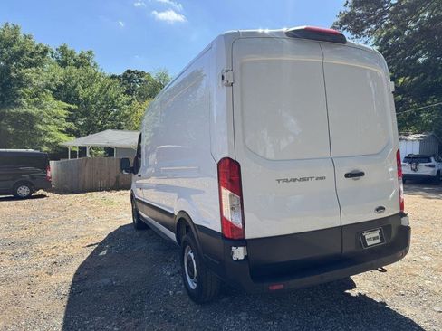 Used 2023 Ford Transit 250 Medium Roof w/ Load Area Protection Package RWD image 4