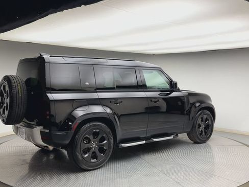 Used 2020 Land Rover Defender 110 S AWD/4WD image 2