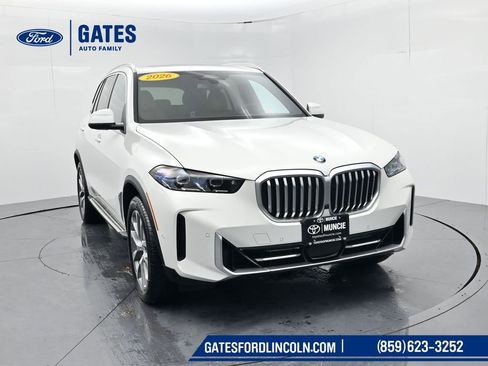 Used 2026 BMW X5 xDrive40i AWD/4WD image 2