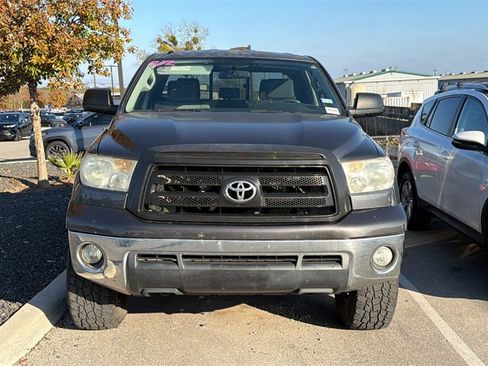 Used 2013 Toyota Tundra 2WD Double Cab image 2