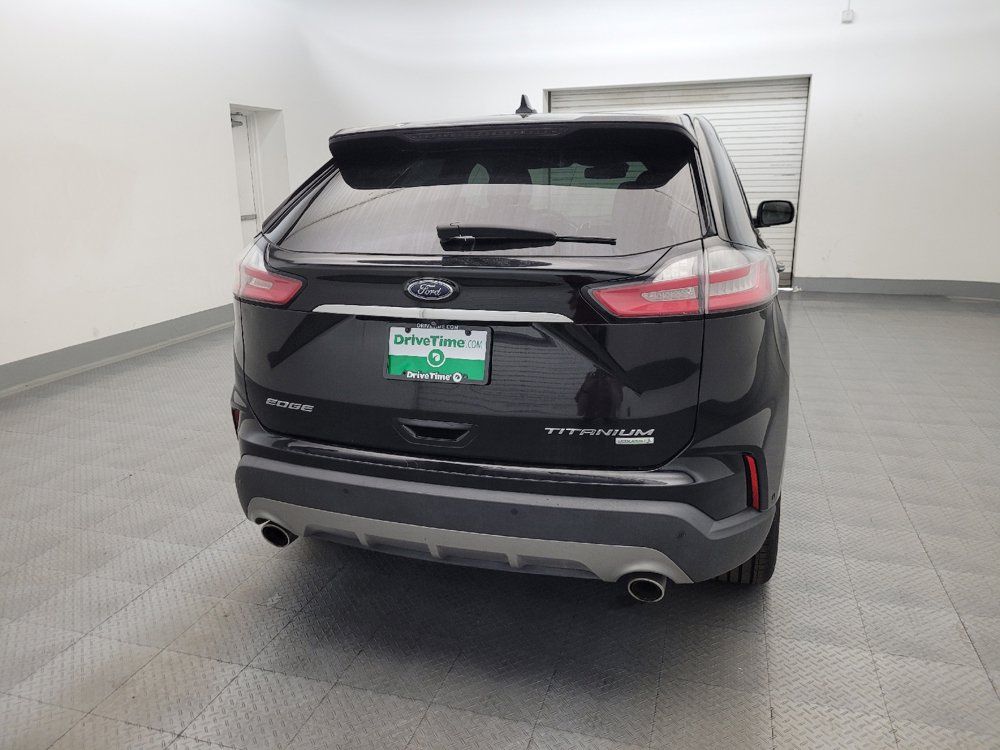 Used 2019 Ford Edge Titanium w/ Equipment Group 301A FWD image 7