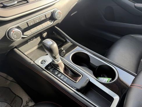 Used 2024 Nissan Altima 2.5 SR image 30