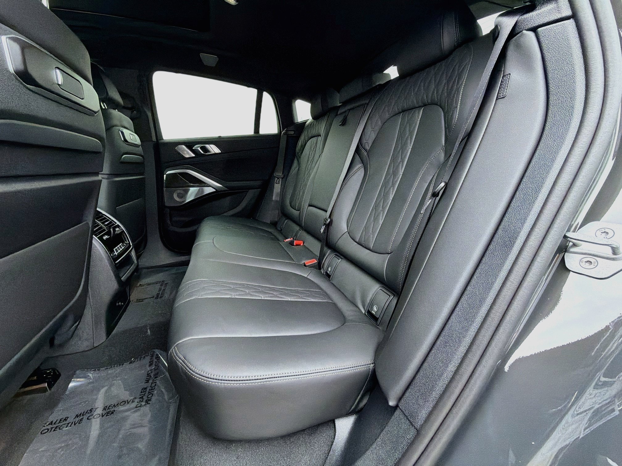 New 2027 BMW X6 M60i AWD/4WD image 21