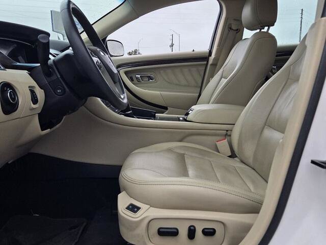 Certified 2019 Ford Taurus Limited FWD image 5
