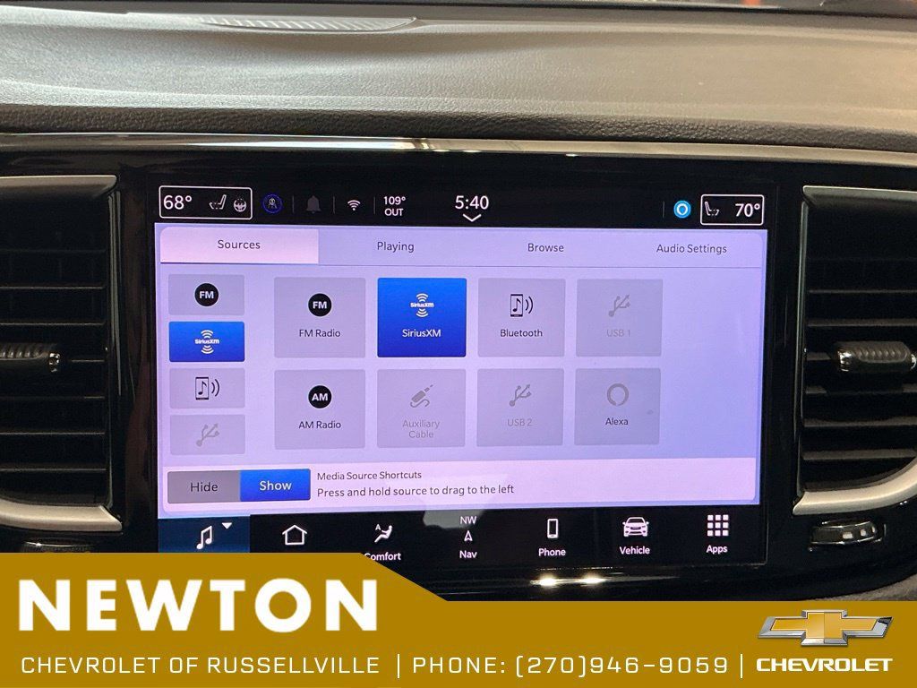 Used 2025 Chrysler Pacifica Limited FWD image 34