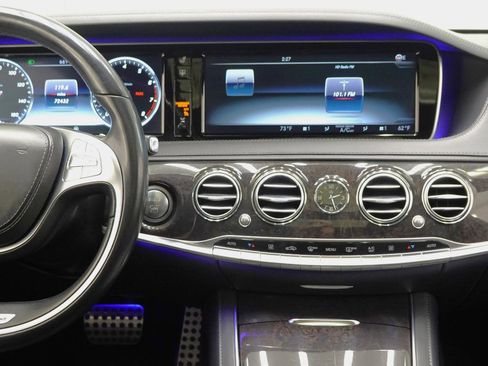 Used 2017 Mercedes-Benz S 550 Sedan w/ Sport Package w/ Sport Package image 51