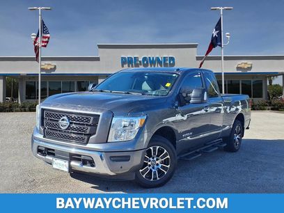 Used 2021 Nissan Titan SV w/ SV Convenience Package