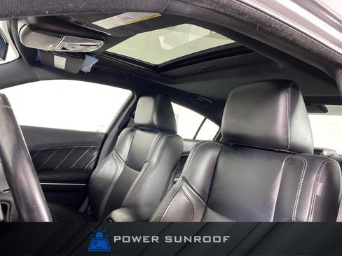 Used 2015 Dodge Charger R/T w/ Plus Group RWD image 2