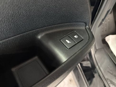 Used 2024 Honda Passport EX-L image 32