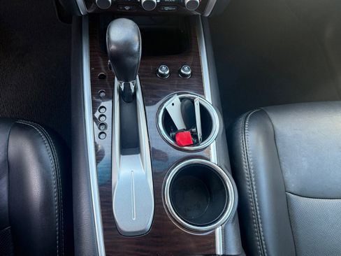 Used 2016 Nissan Pathfinder Platinum image 26