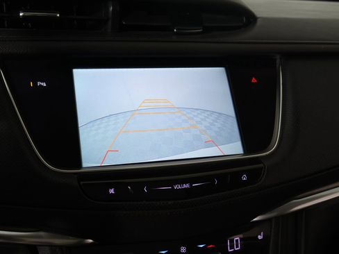 Used 2017 Cadillac XT5 Luxury FWD image 6