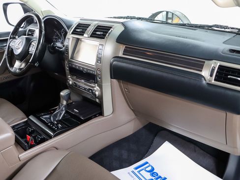 Used 2021 Lexus GX 460 Premium w/ Premium Plus Package AWD/4WD image 30