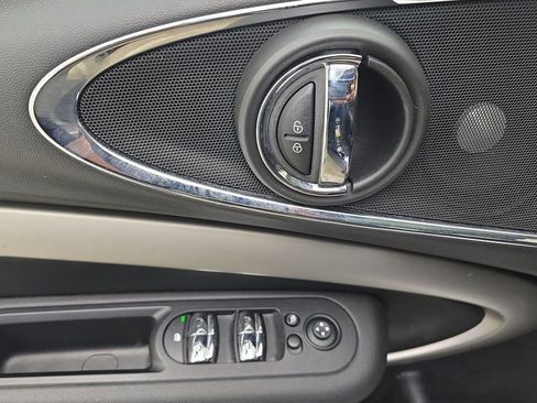 Used 2017 MINI Cooper Clubman S image 14