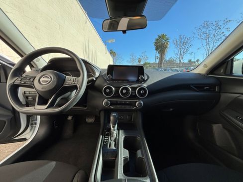 Used 2025 Nissan Sentra S image 34