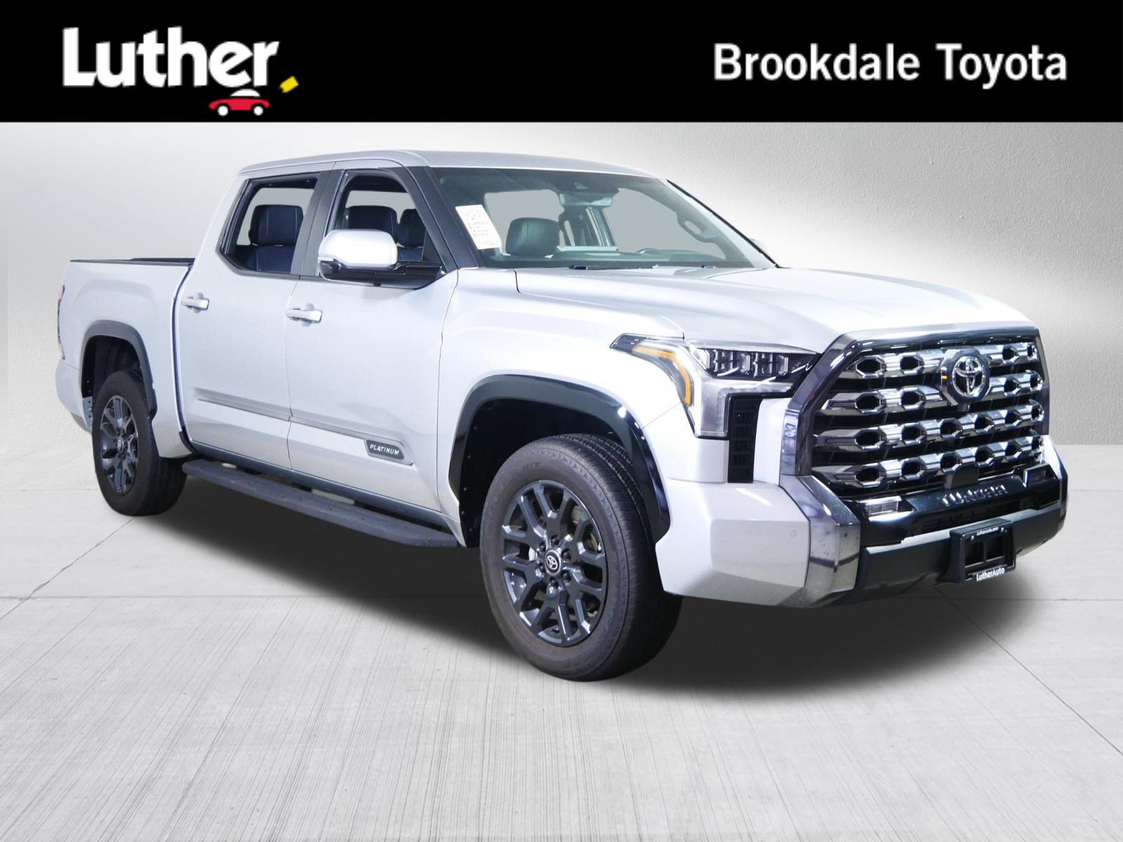 Used 2025 Toyota Tundra Platinum AWD/4WD image 1
