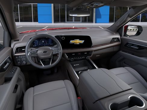 New 2026 Chevrolet Tahoe Z71 w/ Comfort Package AWD/4WD image 16