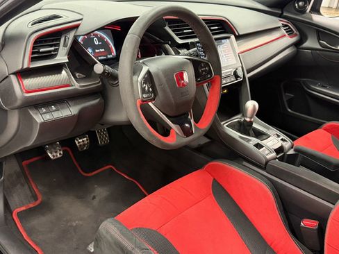Used 2021 Honda Civic Type R image 3