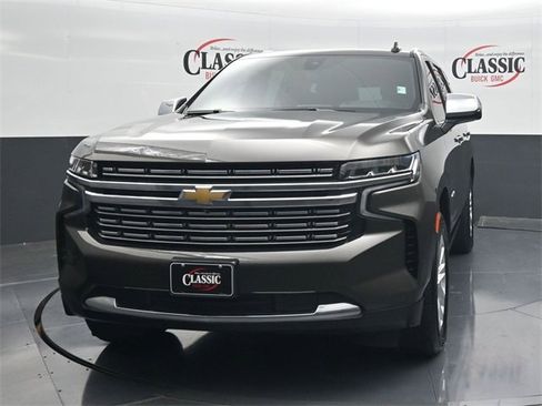 Used 2021 Chevrolet Tahoe Premier w/ Premium Package image 4